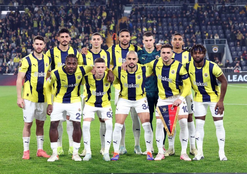 Futbolun ardından basketbol takımı da kaybetti! Fenerbahçe efsanesi çıldırdı: “Fenerbahçe taraftarı bu kadar sınanmamalı” - Resim: 1