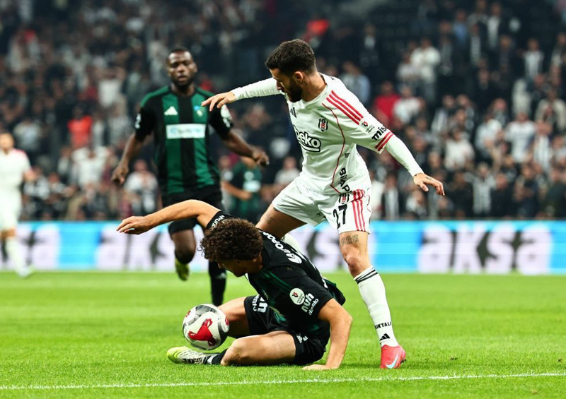 Beşiktaş'a Galatasaray derbisi öncesi kötü haber! Sergen Yalçın resmen duyurdu - Resim: 6