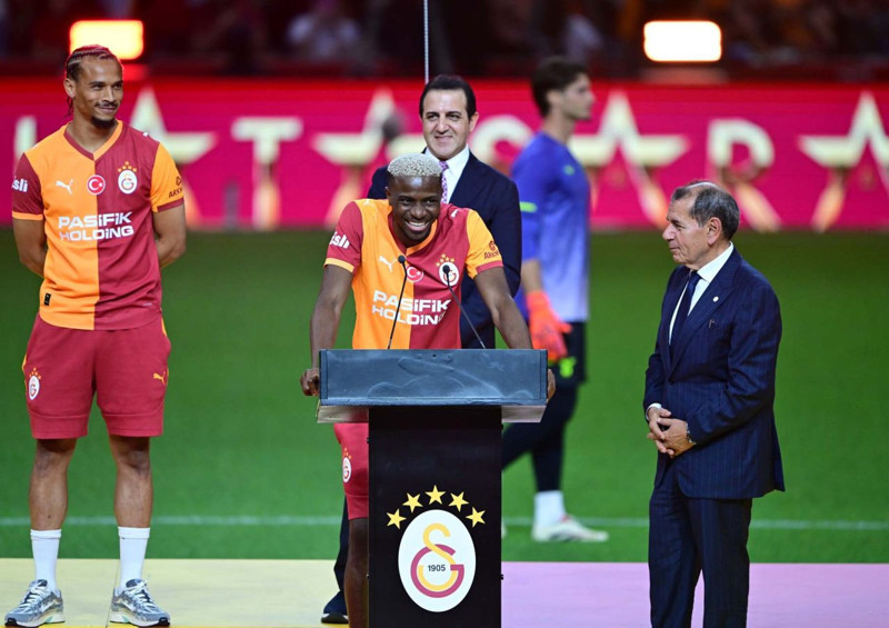 Osimhen ile yönetim arasında kritik zirve! Dursun Özbek'in Nijeryalı yıldıza verdiği söz ortaya çıktı - Resim: 4