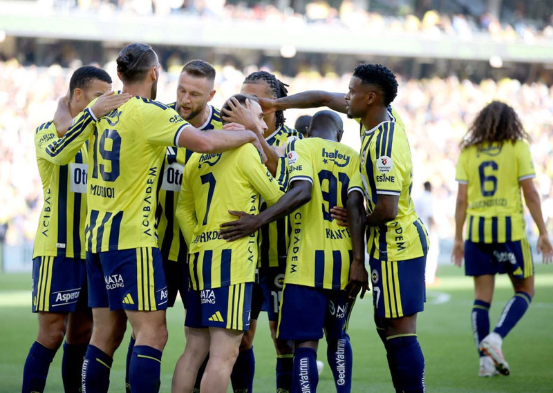 Fenerbahçe'de İsmail Kartal'dan "şampiyonluk" sözleri! Asensio müjdesini verdi, Mert Müldür'ün dönüş zamanını açıkladı - Resim: 3