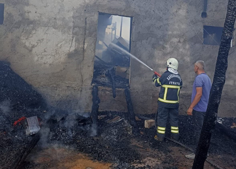 Malatya'da korkutan yangın! Onlarca hayvan telef oldu - Resim: 3