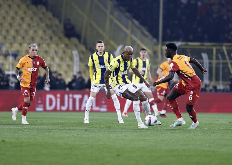 Süper Lig’de dev derbi! Fenerbahçe, Galatasaray’ı ağırlayacak! İşte muhtemel ilk 11’ler - Resim: 9