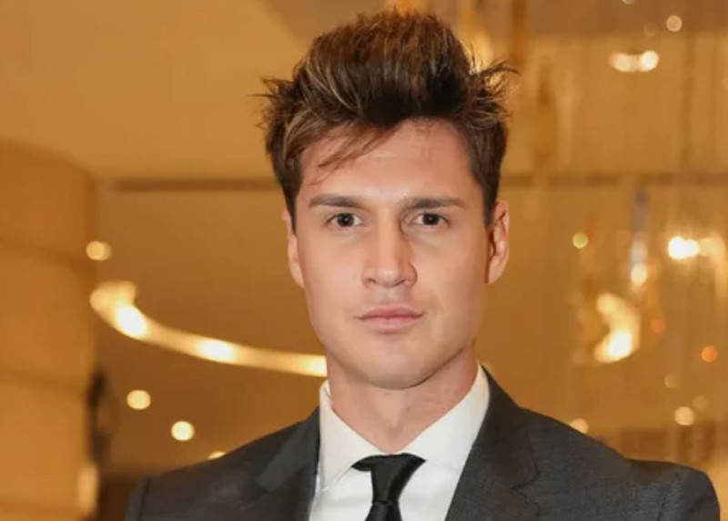 Ünlü şarkıcıdan acı haber! Silahlı saldırıda hayatını kaybetti - Resim: 1