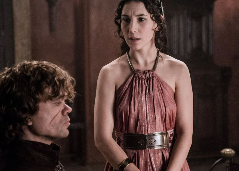 Eski cinsel içerikli yetişkin film yıldızı Sibel Kekilli'den cesur poz. Kırmızı iç gösteren bir bluzuyla göğüs dekoltesi ortaya çıktı. Hayranları şaşırdı - Resim: 14