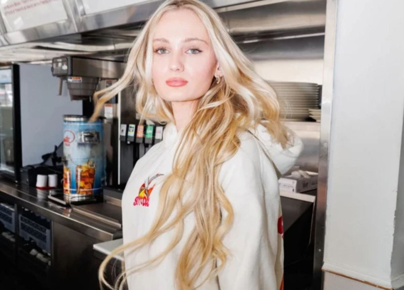 Ünlü fenomen acı haberi duyurdu! İkiz bebeklerinden biri hayatını kaybetti - Resim: 1