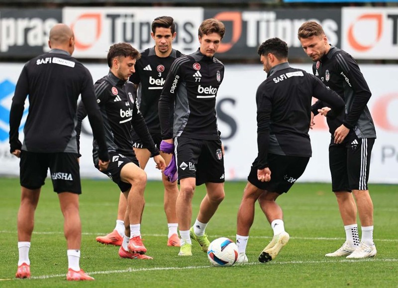 Solskajer herkesi ters köşe yapacak! Beşiktaş'in Galatasaray maçı ilk 11'inde büyük sürpriz! En güvendiği ismi sahaya sürecek - Resim: 3