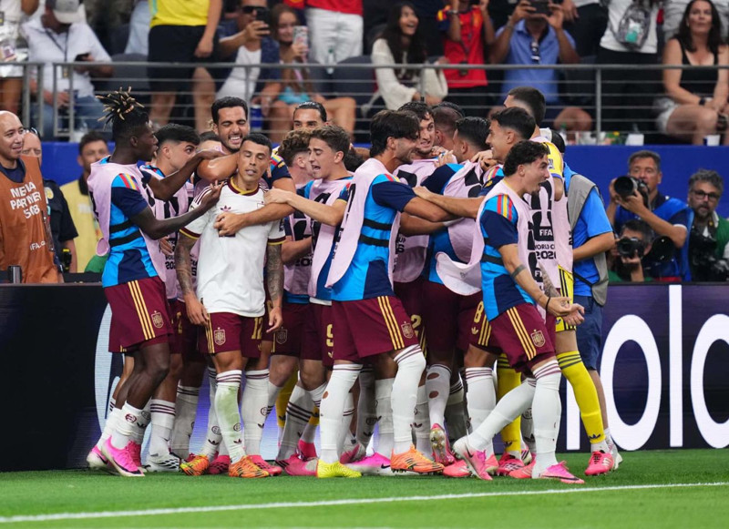 Dünya Kupası'nda final zamanı! Messi mi, Yamal mı? Arjantin- İspanya maçının muhtemel ilk 11'leri - Resim: 6