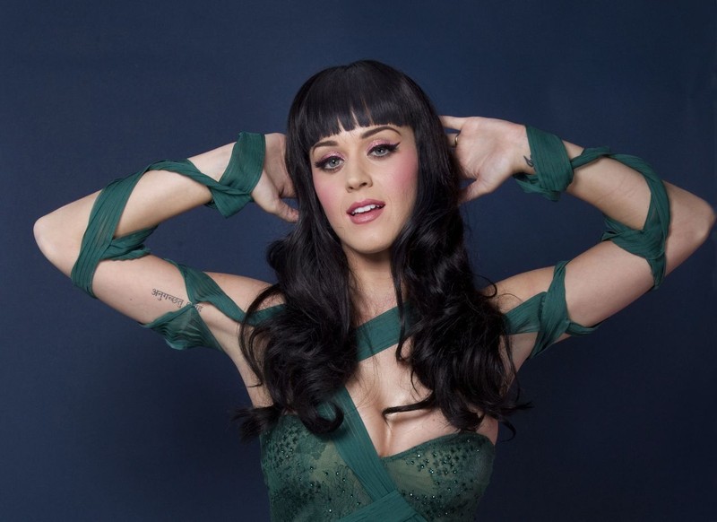 Dünyaca ünlü şarkıcı Katy Perry uzay yolcusu! 11. insanlı uçuş olacak - Resim: 1