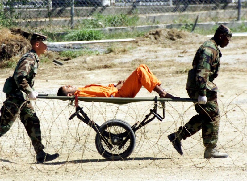 Dünyanın en kötü hapishanesi Guantanamo'nun ilk kez yayınlanan fotoğrafları - Resim: 14