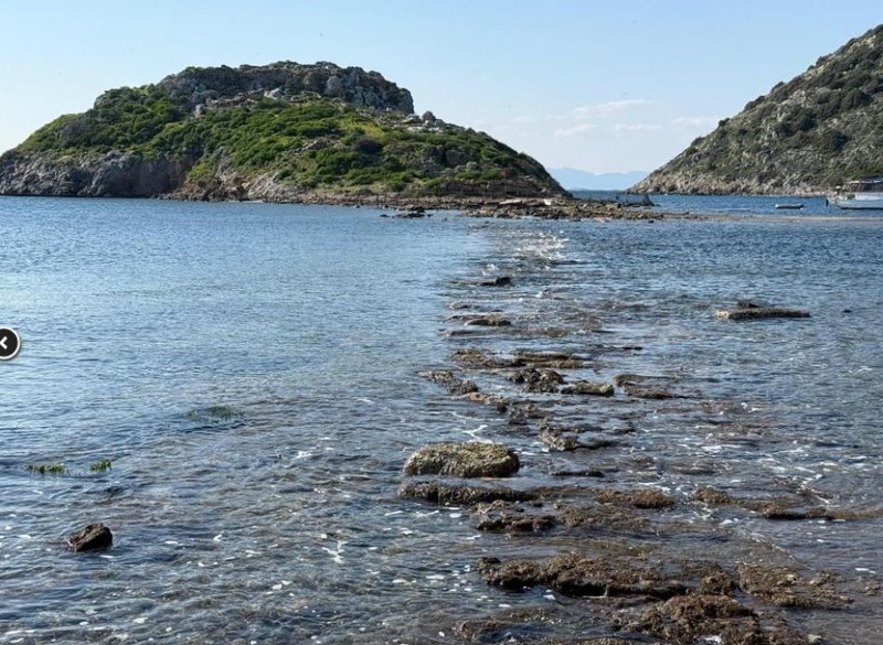 Bodrum'da tam 3 bin 500 yıldan bu yana aynı yerde duruyordu. Yeniden ortaya çıktı. Halk görmek için bölgeye gitti - Resim: 4