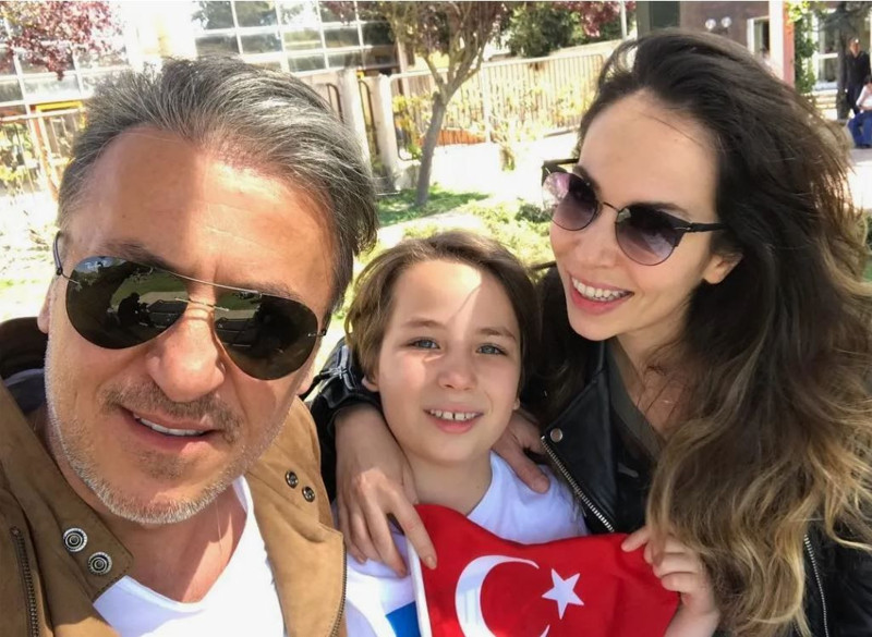 Barış Falay ile Esra Ronabar'ın oğulları Mavi Rüzgar, 17 yaşına girdi! Son halini görenler aynı yorumu yaptı! "Babasının kopyası" - Resim: 4