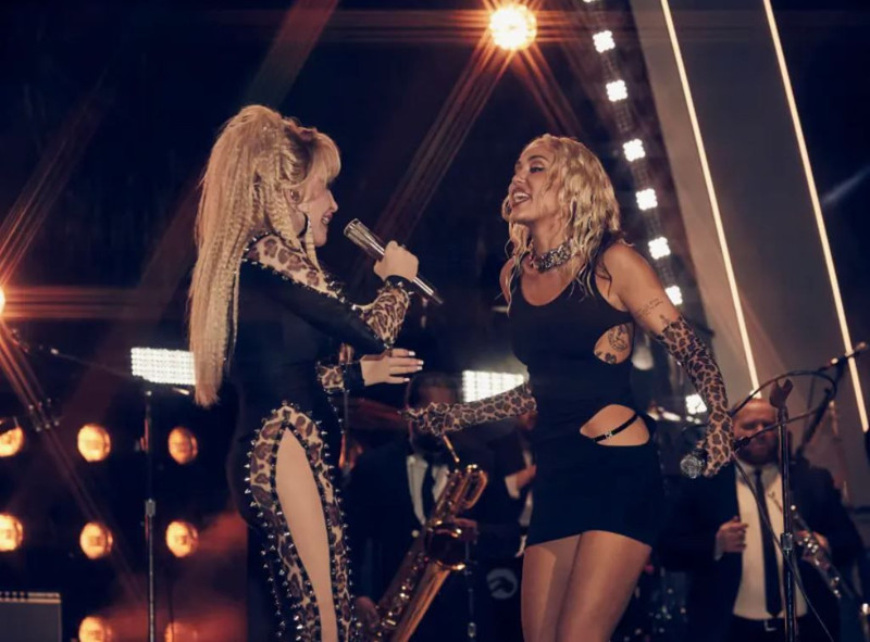 Ünlü şarkıcı yaşadığı sağlık sorununu ilk kez açıkladı! "Sahnedeyken patladı" dedi, anlattıkları şoke etti - Resim: 4