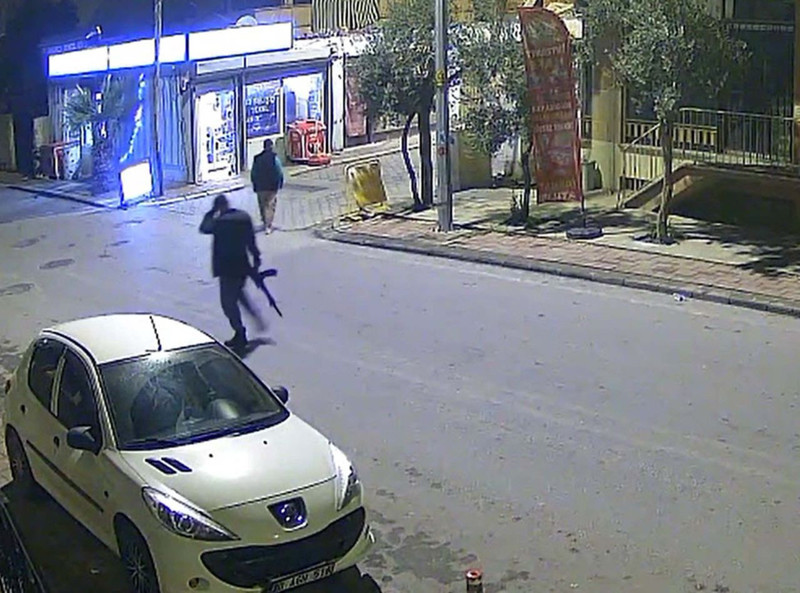 Hesap kavgasında kan aktı! 1 kişi hayatını kaybetti: O anlar kamerada - Resim: 5