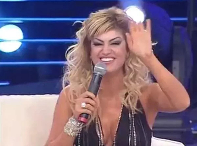 Beynine pıhtı atmış, ölümden dönmüştü! Popstar Mehtap'ın son hali görenleri şoke etti! - Resim: 2