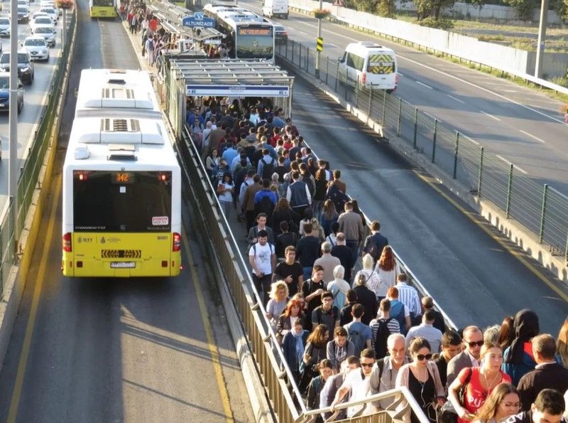 Bugün İstanbul'da toplu taşıma ücretsiz mi? İstanbul'da hafta sonu 28-29 Ekim toplu taşıma ücretsiz mi, bedava mı? - Resim: 1