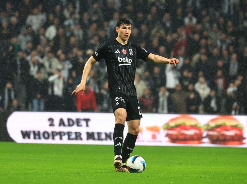 Beşiktaş’ın transferi için 4.5 milyon euro ödemişti! Yıldız futbolcu kayıplara karıştı! Şubat ayından beri oynamıyor - Resim: 6
