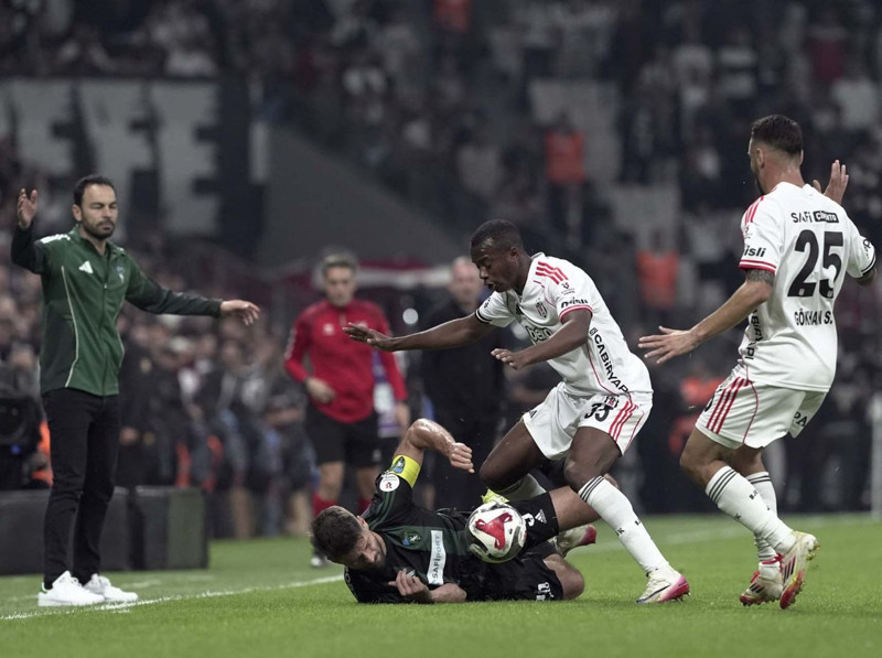 Beşiktaş'a Galatasaray derbisi öncesi kötü haber! Sergen Yalçın resmen duyurdu - Resim: 3