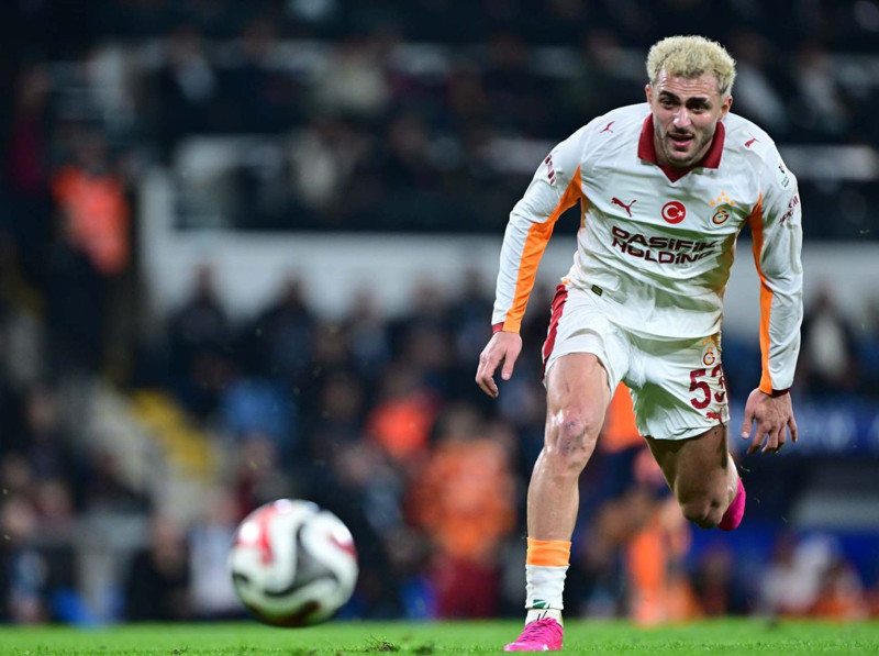 Başakşehir maçında hayal kırıklığı yaratmıştı! Galatasaray efsanesinden yıldız isim için şok yorum: “Hiç düşünmem satarım” - Resim: 8