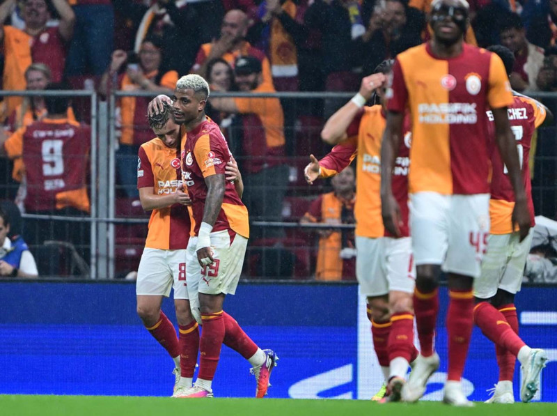 Galatasaray’a Fenerbahçe derbisi öncesi yıldız futbolcudan büyük müjde! Okan Buruk isterse ilk 11’de oynatabilecek - Resim: 2