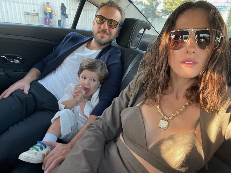 8 yıllık evlilikte mutsuz son! Erkan Kolçak Köstendil ve Cansu Tosun boşandı - Resim: 2