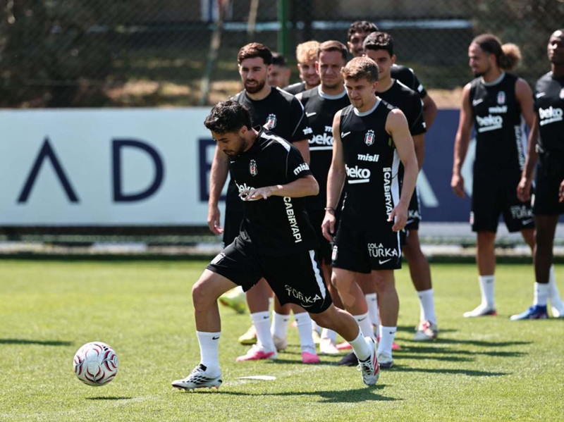 Transferde ters köşe! Beşiktaş eski Fenerbahçeli yıldızın peşine düştü! - Resim: 2