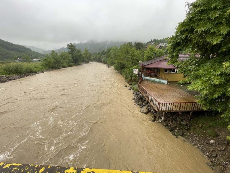 Karadeniz sele teslim! Meteorolojiden 13 il için turuncu kodlu uyarı - Resim: 13