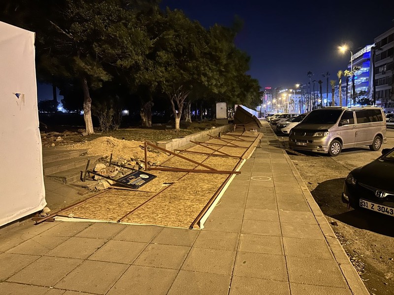 Meteoroloji'den gelen uyarının ardından Hatay'da etkisini gösterdi. Kenti birbirine kattı - Resim: 4