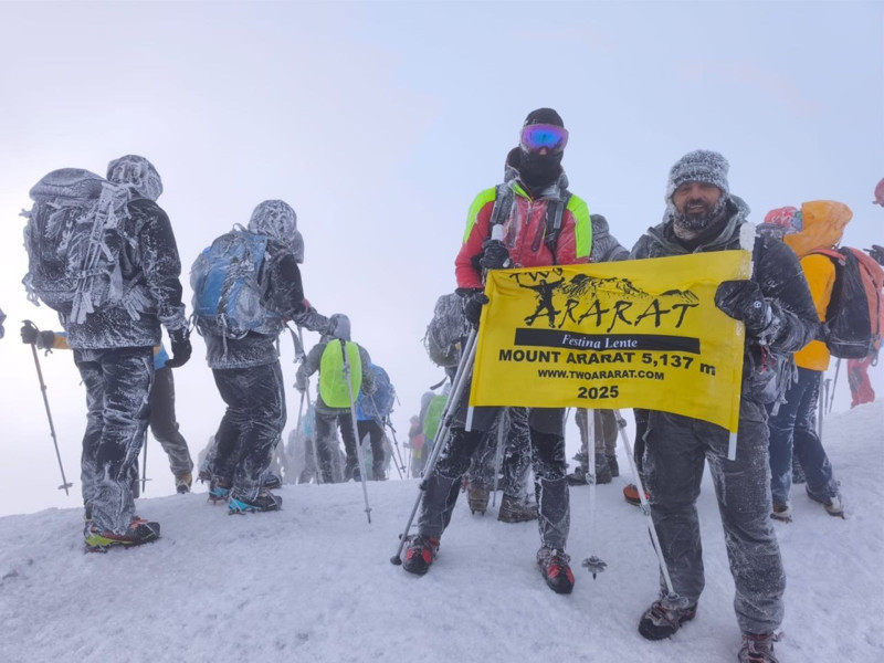 Ağrı Dağı’nda temmuz ayında eksi 35 derecede zorlu tırmanış - Resim: 3