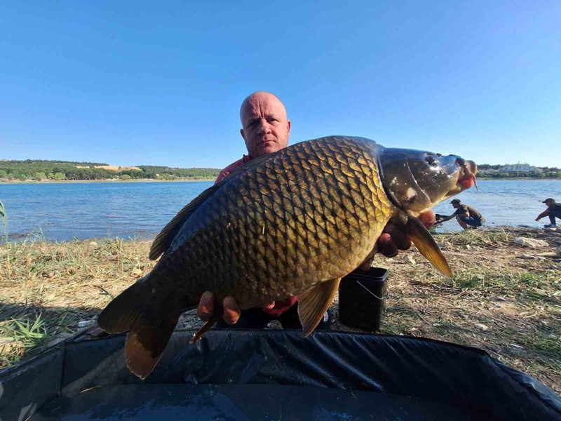 Bilecik’te sabah kıyıya çektiklerinde herkes şaşkına döndü! En büyüğü 13 kiloydu, sonrası büyük takdir topladı - Resim: 3