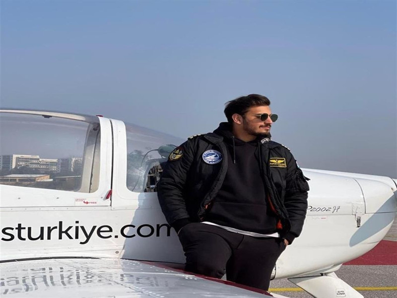 Uçak kazasında ilginç tesadüf: Ölen pilot hakkında kahreden detay… Son anda arkadaşıyla uçakları değiştirmiş - Resim: 8