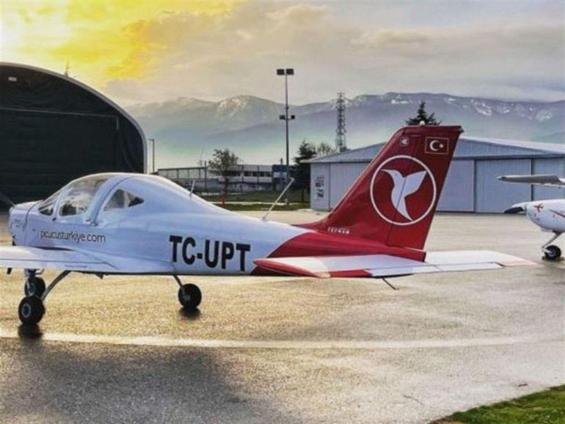 Uçak kazasında ilginç tesadüf: Ölen pilot hakkında kahreden detay… Son anda arkadaşıyla uçakları değiştirmiş - Resim: 5