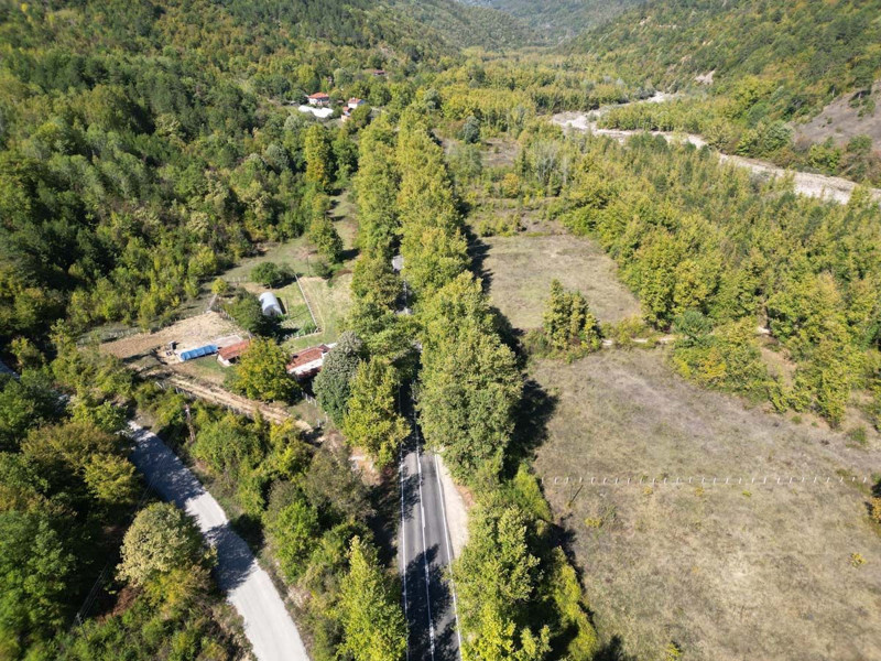 Bartın-Karabük yolunda sonbahar mucizesi: ağaçlar tünel oluşturdu manzara nefes kesti - Resim: 3
