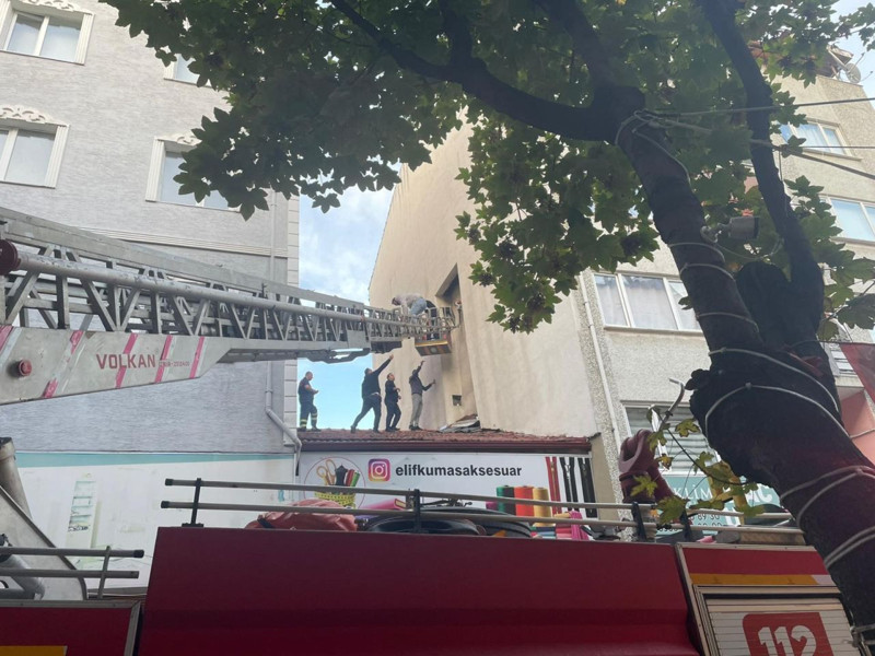 Polisten kaçmaya çalışıyordu! Başına öyle bir şey geldi ki... Ekipler saatlerce uğraştı - Resim: 1