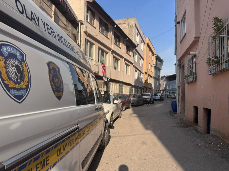 Bursa'da sevgili vahşeti! 20 yaşındaki Arzu, 75 bıçak darbesiyle katledildi - Resim: 4