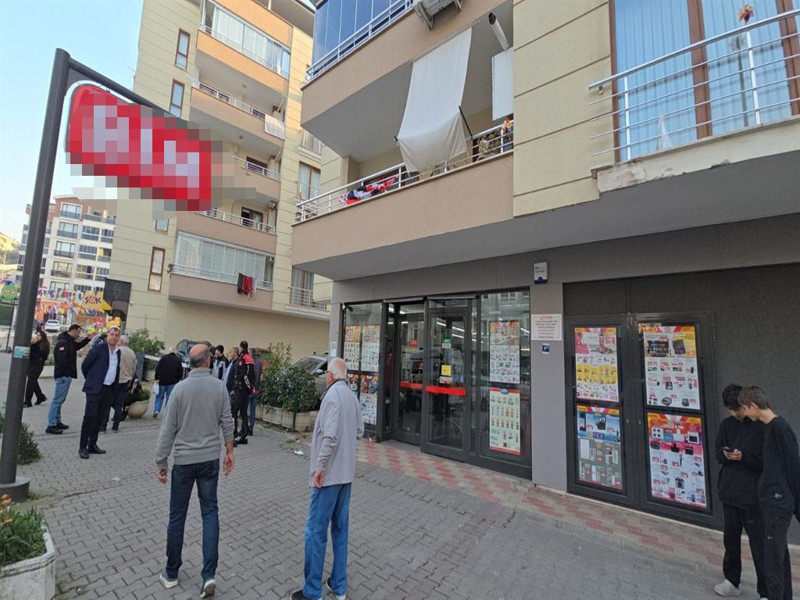 Eski koca dehşet saçtı! Göğsünden bıçakladı, polisi arayıp teslim oldu - Resim: 3