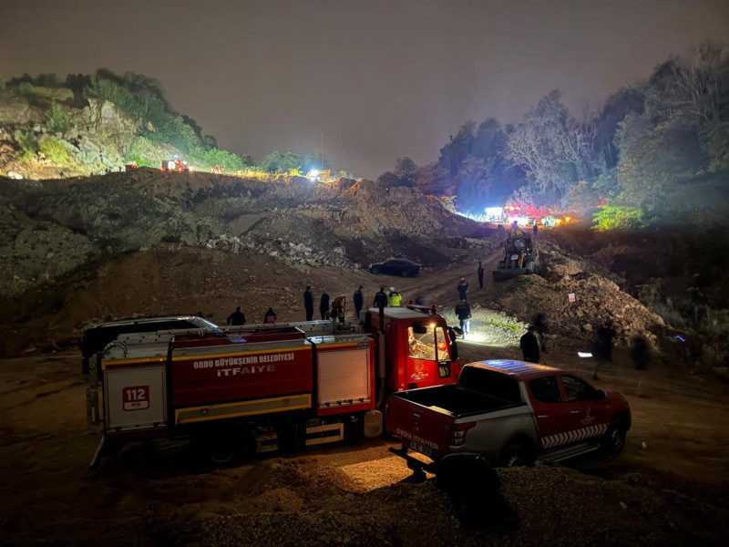 Ordu'da taş ocağında göçük! 2 işçi göçük altında: İlk acı haber geldi - Resim: 6