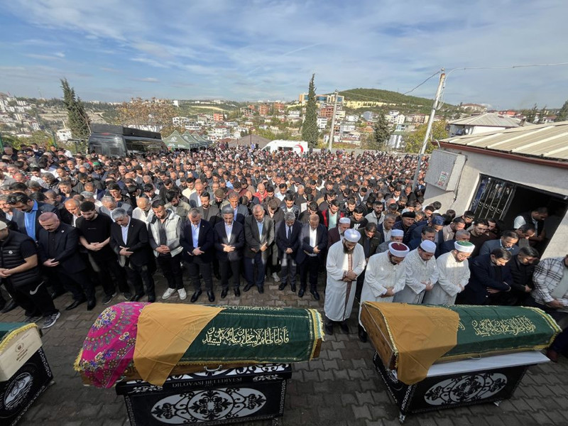 Kocaeli'deki yangın faciası Türkiye'yi yasa boğmuştu! Hayatını kaybedenlere en acı veda! - Resim: 6