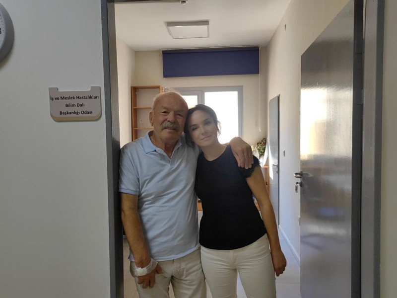 Kaza sonrası kavgada dövülerek öldürülmüştü! Yaşlı adamın kızının sözleri yürekleri dağladı: "Babamız kanseri yendi, trafik magandasına yenildi" - Resim: 4