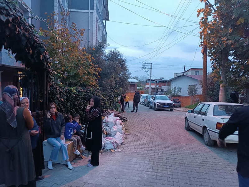 İzmir’de kahreden olay: Kanser hastası baba, engelli kızını öldürüp intihar etti - Resim: 2