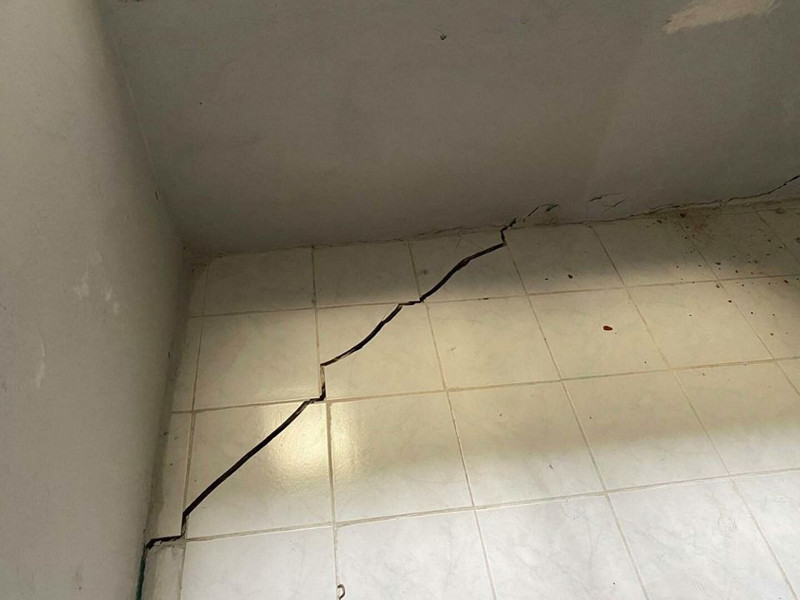 Deprem oluyor sandılar! Korkuyla sokağa fırladılar! 'Tüm mahalle panik atak hastası olduk' - Resim: 1