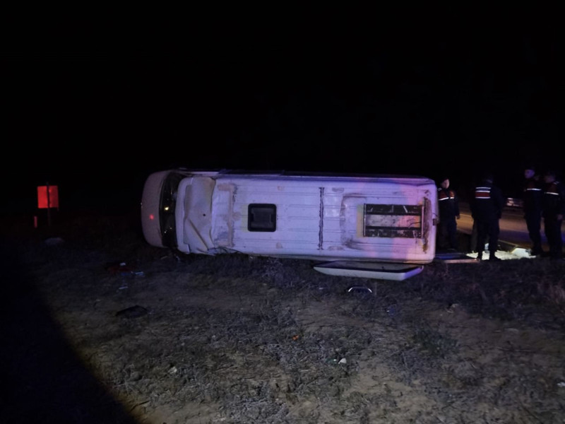 Minibüs yolcu otobüsüyle çarpıştı: Ölü ve yaralılar var! - Resim: 4