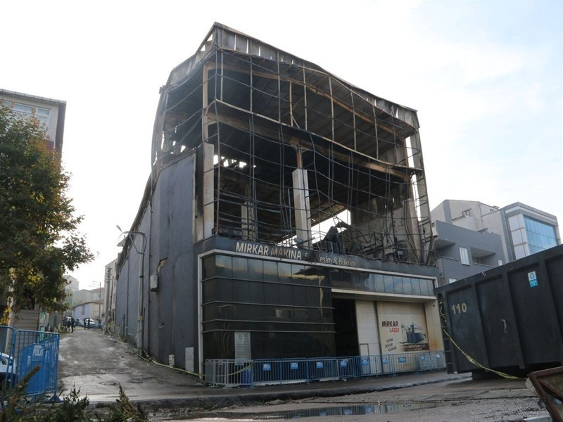 7 işçinin öldüğü yangın faciasında ihmaller zinciri! Müfettiş raporu hazırlandı - Resim: 2