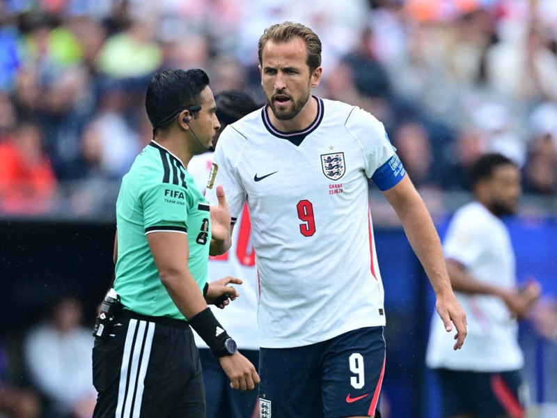 Ganalı şamanın büyüsü tuttu! Hary Kane dondu kaldı! Kaçan goller sonrası sosyal medya yıkıldı - Resim: 6