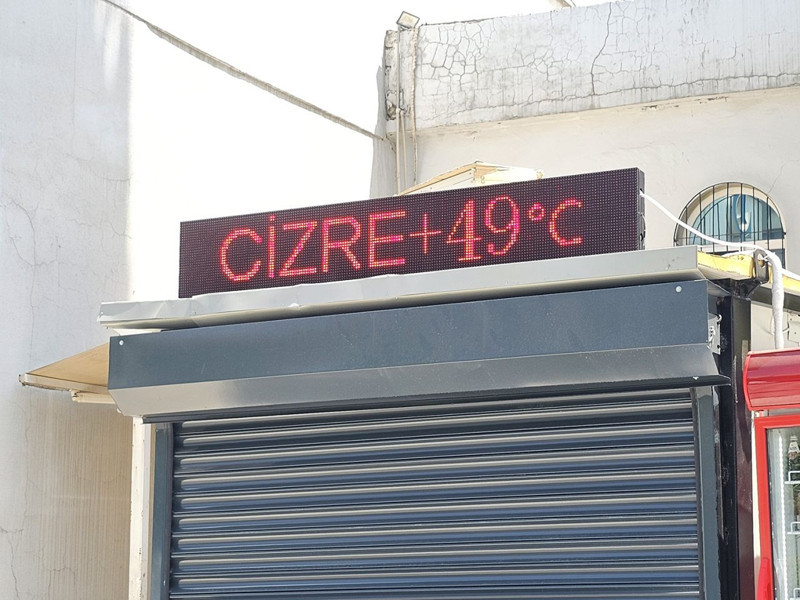 O kent alev gibi yanıyor! Termometreler 49 dereceyi gösterdi: Klimalar çalışmadı, sokaklar boş kaldı - Resim: 3