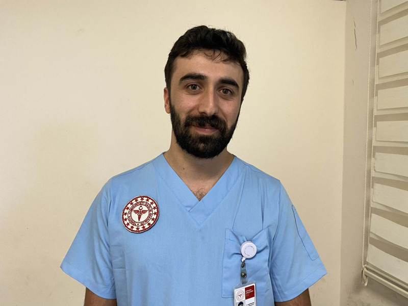 Kalp krizi geçirmişti! Cem Yılmaz'a ilk müdahaleyi yapan doktoru o anları anlattı - Resim: 7