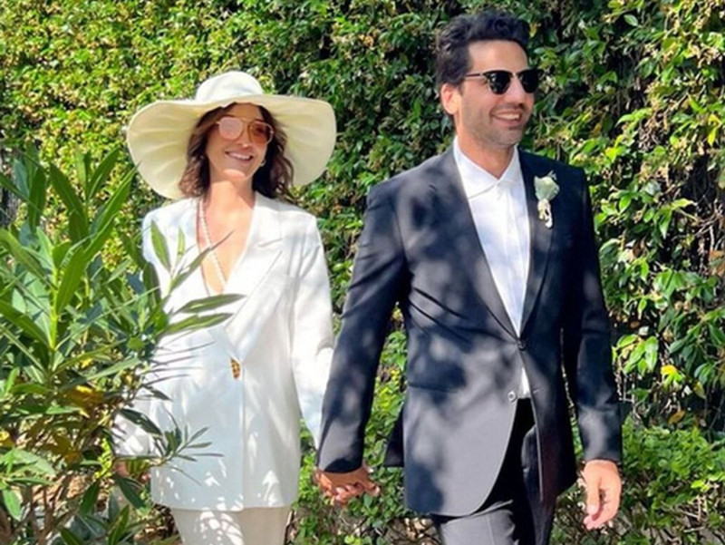 Kaan Urgancıoğlu vaktini oğluna ayırıyor! 2 yaşındaki Ardıç ile ağaçtan meyve topladı - Resim: 2