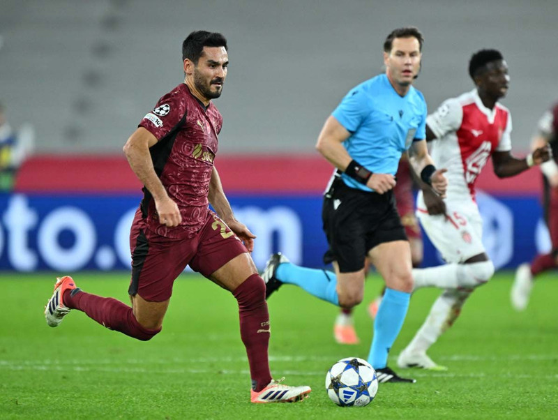 Galatasaray takımı uçuracak o ismi istiyor! Piyasayı sallayan 40 milyon euro talebi - Resim: 7