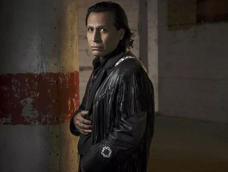 Uluslararası sinemadaki rolleriyle  tanınıyordu! Ünlü oyuncu 55 yaşında hayatını kaybetti - Resim: 5