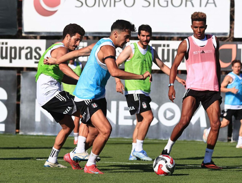 Ünlü muhabir duyurdu! Beşiktaş'ta golcü transferi 20 milyon euroya tamam! Bonservis rekoru kırılacak - Resim: 3