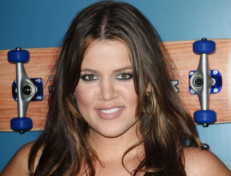 Khloe Kardashian'dan itiraf niteliğinde açıklama! Estetik işlemlerini teker teker saydı! Meğer güzelliğini onlara borçluymuş - Resim: 9